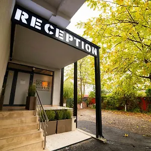 Apart-hotel Bucharest Airport Accomodation 