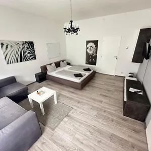  Apartman Hauptbahnhof Ausztria